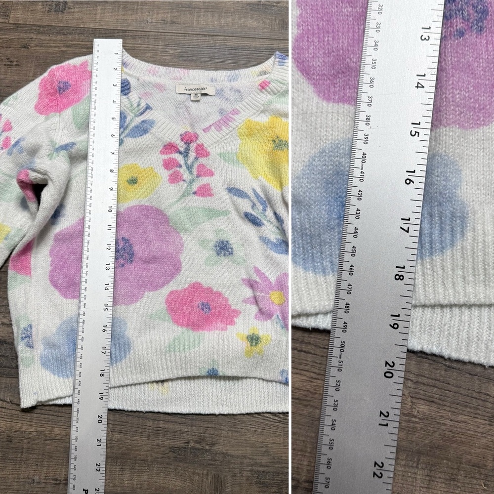 Francesca's Collections Floral V-Neck Sweater Multicolor Women's Size Medium - Picture 4 of 7